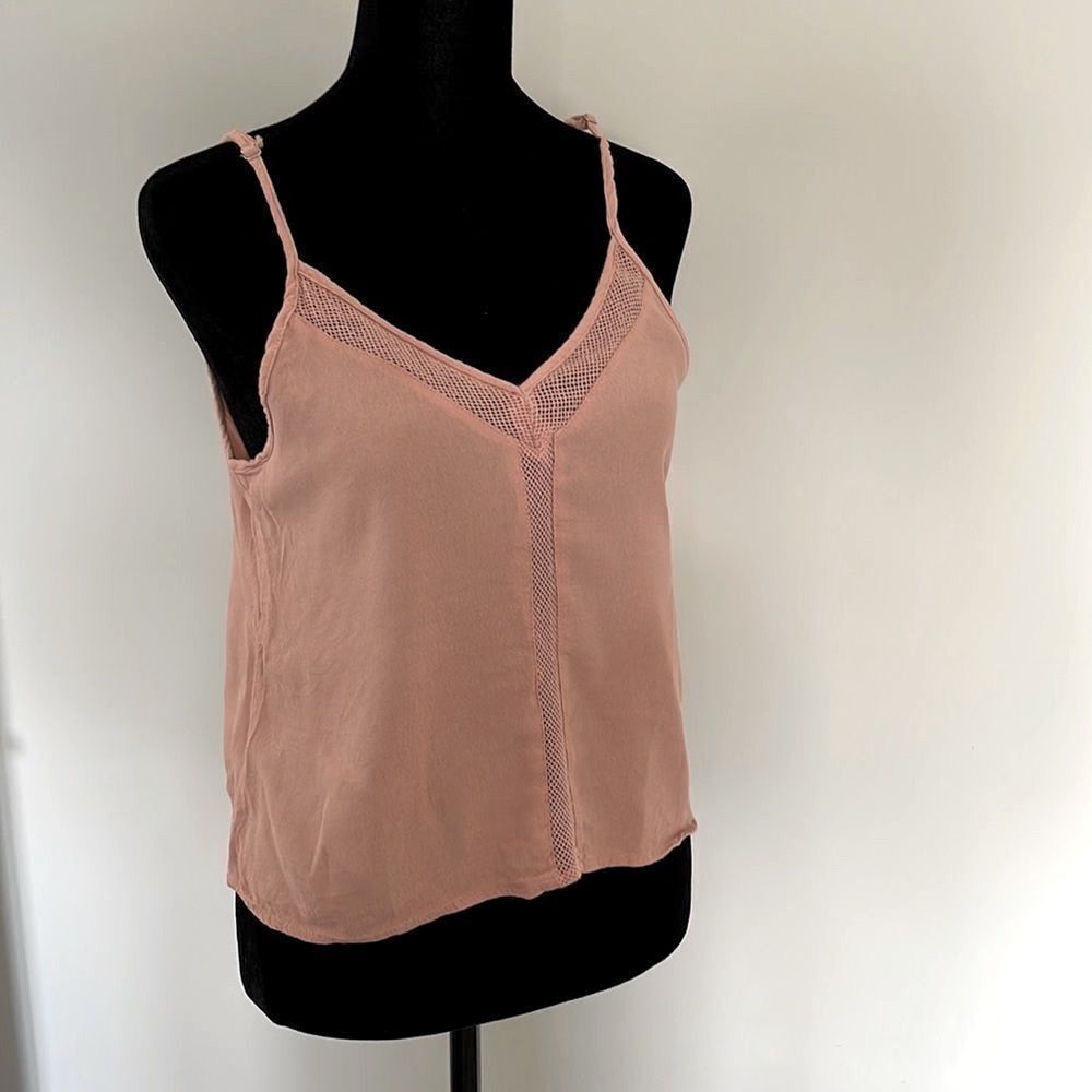 SHEIN Rayon Crop top. W/adj straps Size Small peachy/pink